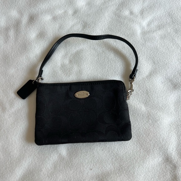 Coach black hand wallet - Picture 6 of 7